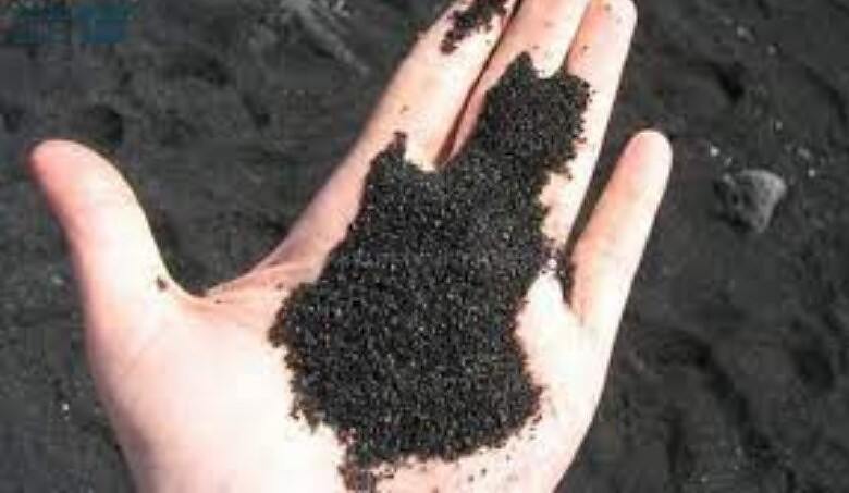 الرمال السوداء في حضرموت
